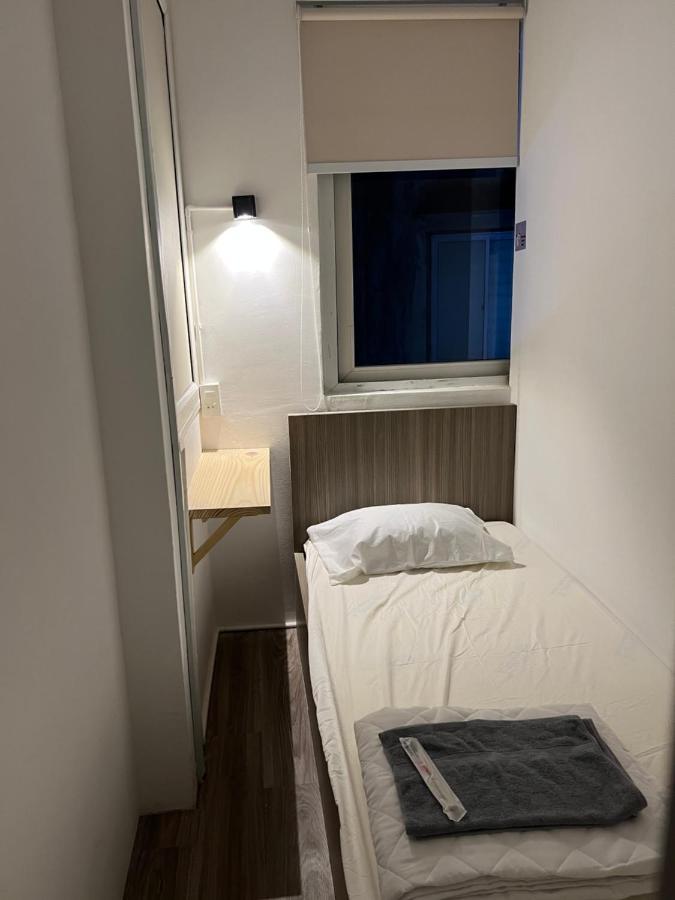 8H-Hostel Хошимин Екстериор снимка